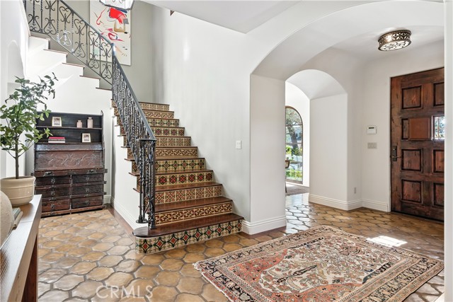 2300 Via Pacheco, Palos Verdes Estates CA: https://media.crmls.org/medias/b58110fd-015b-4077-bfb3-7e0c155a4716.jpg
