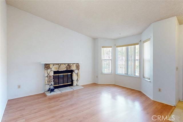 Detail Gallery Image 5 of 49 For 1000 Beechwood St, Yuba City,  CA 95991 - 2 Beds | 2 Baths