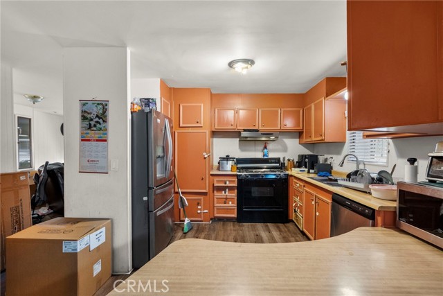 Detail Gallery Image 6 of 25 For 17701 S Avalon Bld #81,  Carson,  CA 90746 - 2 Beds | 2 Baths