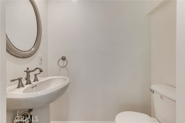 Detail Gallery Image 12 of 43 For 12829 Landale St, Studio City,  CA 91604 - 3 Beds | 2 Baths