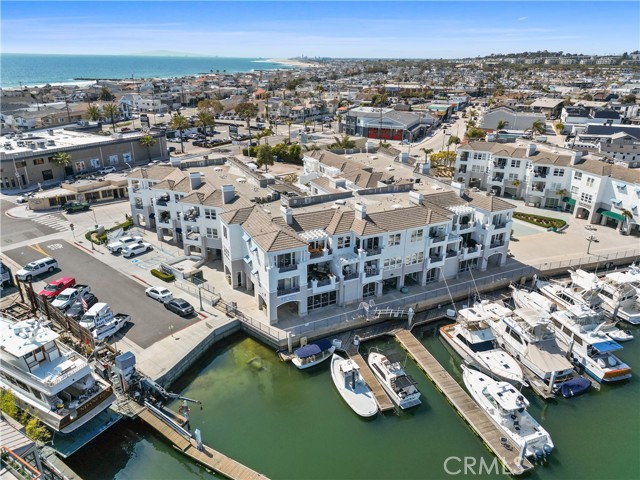 Detail Gallery Image 23 of 27 For 2600 Newport Bld #218,  Newport Beach,  CA 92663 - 2 Beds | 2 Baths