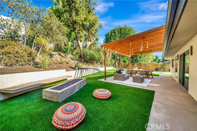5534 Pattilar Avenue, Woodland Hills CA: https://media.crmls.org/medias/b583d2a5-9caa-4da9-9beb-f4f3ff3d782f.jpg