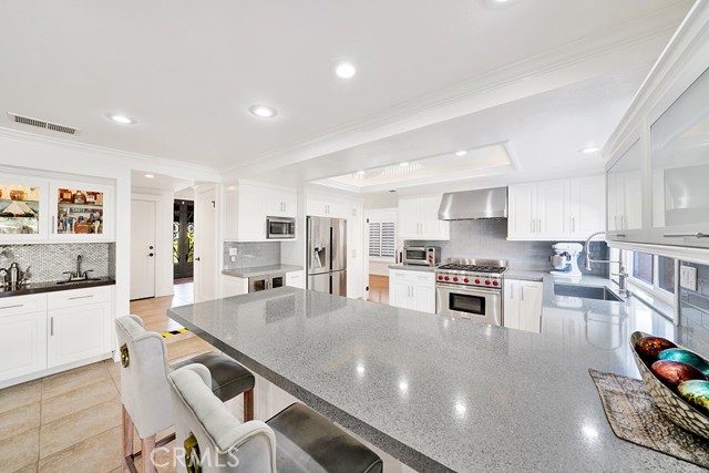 B5840d2c Ba51 4081 B086 84b249332450