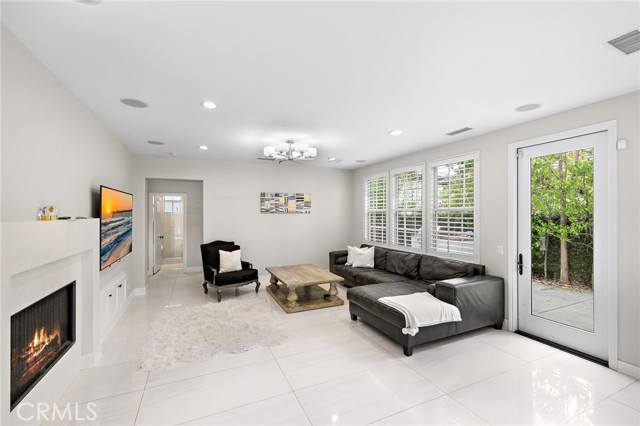 Detail Gallery Image 12 of 25 For 6 Julia St, Ladera Ranch,  CA 92694 - 4 Beds | 3 Baths