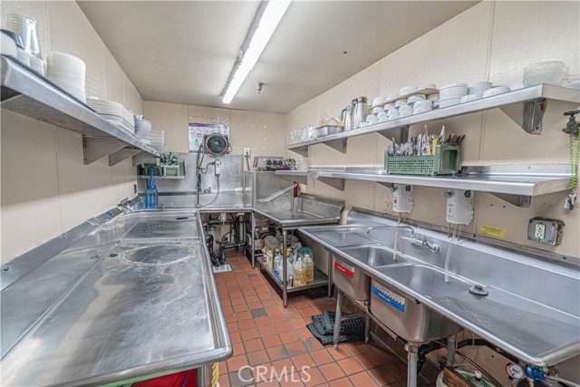  Commercial for Sale in Palmdale, California