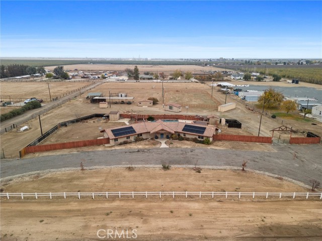 Detail Gallery Image 9 of 54 For 23040 Snow Rd, Bakersfield,  CA 93314 - 3 Beds | 2/1 Baths