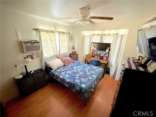Detail Gallery Image 11 of 17 For 548 W 108th St, Los Angeles,  CA 90044 - 3 Beds | 2 Baths