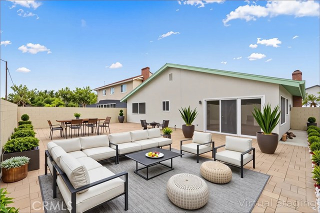 5161 Rotherham Circle, Westminster CA: https://media.crmls.org/medias/b585a889-6e4d-491e-b2b7-d893f7092e19.jpg