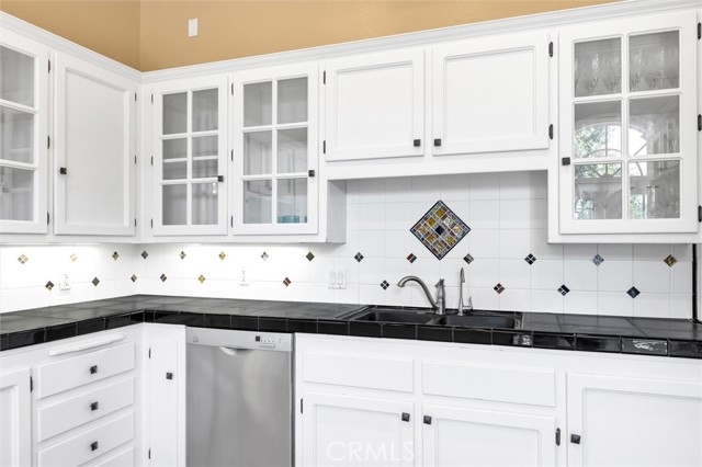 Detail Gallery Image 10 of 40 For 1385 Corberosa Dr, Arroyo Grande,  CA 93420 - 4 Beds | 3/1 Baths