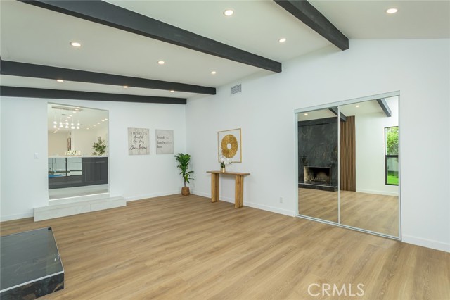 Detail Gallery Image 19 of 48 For 19806 Needles, Chatsworth,  CA 91311 - 3 Beds | 3 Baths