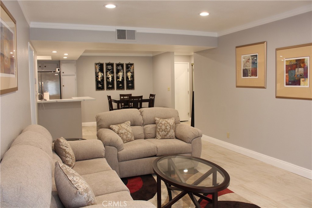 278 N Wilshire Avenue #156