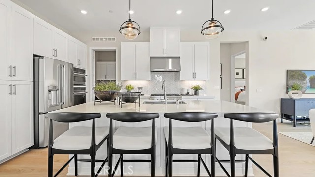 Front Image Thumbnail for CROC26049585