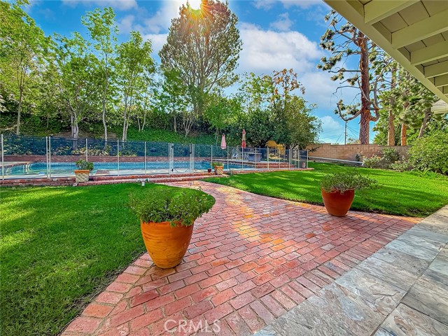 Image 48 of 60 For 17424 Superior