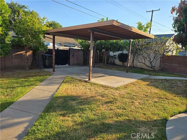 706 W Orangethorpe Avenue, Fullerton CA: https://media.crmls.org/medias/b58a0fa3-214d-4c26-b7d3-0075896870e5.jpg