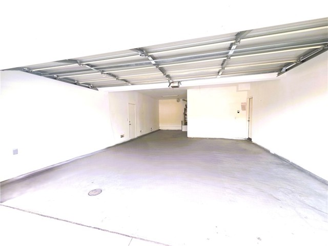 1480 Bedford Court, Beaumont CA: https://media.crmls.org/medias/b58a67b1-60b4-4f39-a5ae-03e1f5736b04.jpg
