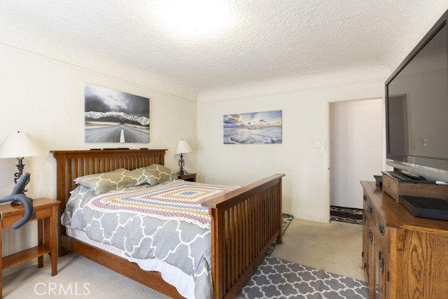132 St Joseph Avenue, Long Beach CA: https://media.crmls.org/medias/b58aaa6f-634e-4fea-a6c3-020e33982957.jpg