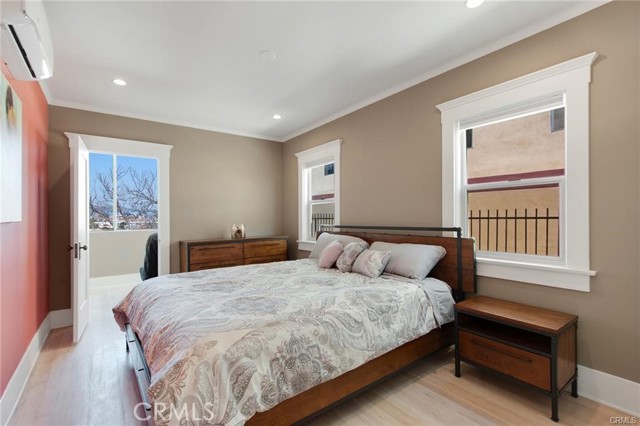 Image 16 of 20 For 971 Manzanita Street