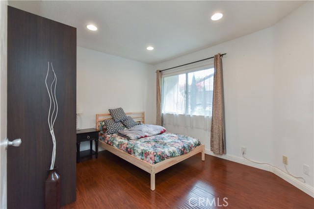 145 Stanford Court, Irvine CA: https://media.crmls.org/medias/b58b130f-4509-4528-ae81-dd060256ed3c.jpg
