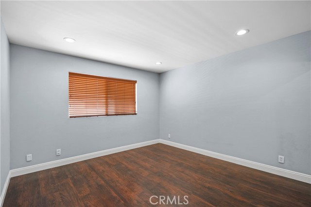 Detail Gallery Image 5 of 36 For 5414 Newcastle Ave #66,  Encino,  CA 91316 - 2 Beds | 2 Baths