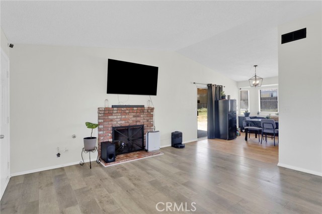 Detail Gallery Image 11 of 58 For 15870 Cazadero, Victorville,  CA 92394 - 3 Beds | 2 Baths