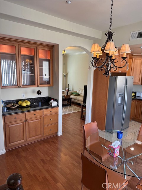 Detail Gallery Image 20 of 41 For 128 E Broadway Apt H,  San Gabriel,  CA 91776 - 3 Beds | 3 Baths