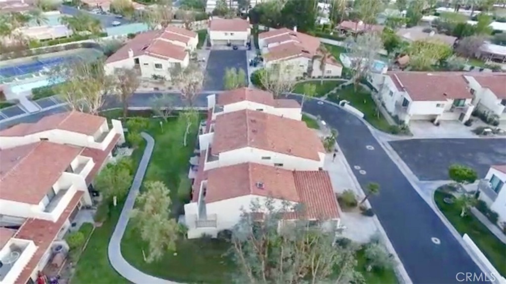 https://media.crmls.org/medias/b58eb425-0666-44d1-a082-8c8d0a3084b6.jpg?preset=X-Large