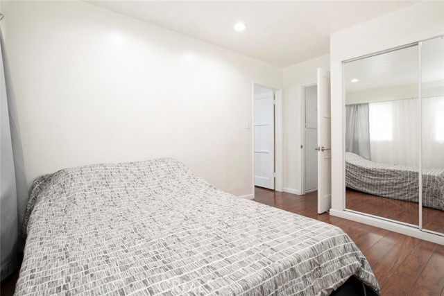 343 Concord Street, Glendale CA: https://media.crmls.org/medias/b58f6fea-b3f8-4783-ac5e-5602f475208c.jpg