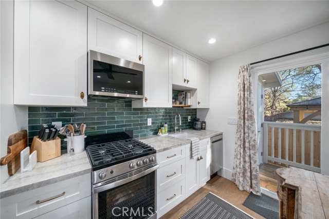 Detail Gallery Image 38 of 45 For 135 18th St, Paso Robles,  CA 93446 - 4 Beds | 2/1 Baths