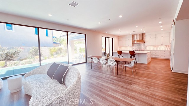 B58f8681 3e22 40e9 B2e2 114515ca4df1