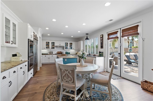 23556 Kathryn Street, Murrieta CA: https://media.crmls.org/medias/b58ff2c2-af1c-4ec2-9715-fb094624ce74.jpg