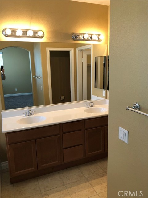 Detail Gallery Image 23 of 44 For 25056 Driftoak, Murrieta,  CA 92562 - 3 Beds | 2/1 Baths