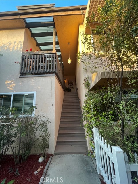 Image 2 for 524 8Th St, Huntington Beach, CA 92648