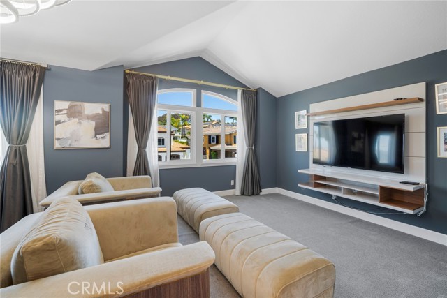 14 Glastonbury Place, Laguna Niguel CA: https://media.crmls.org/medias/b591ad2b-78d2-41ef-9286-3b38cfd7088d.jpg