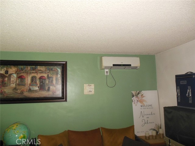 Air conditioning on the wall. (mini Split)