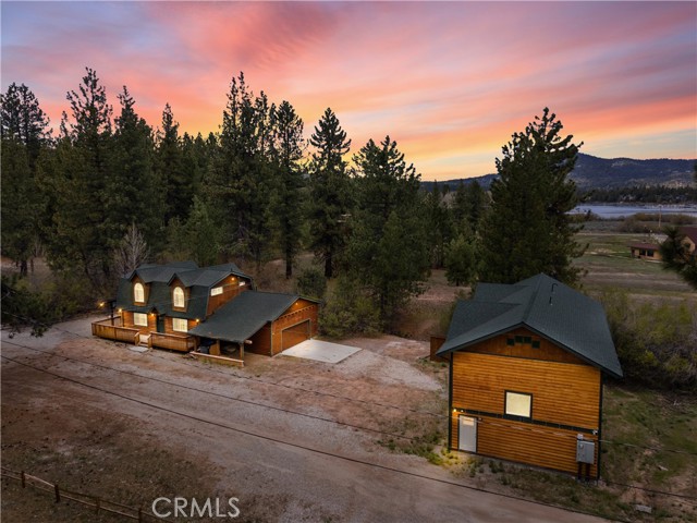 Detail Gallery Image 2 of 48 For 39530 Lakeview Pines Rd, Big Bear Lake,  CA 92315 - 5 Beds | 5 Baths