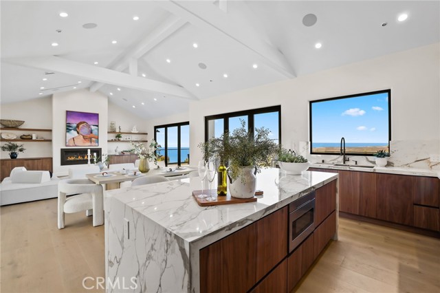 Detail Gallery Image 28 of 57 For 3059 Cresta Way, Laguna Beach,  CA 92651 - 5 Beds | 4/1 Baths