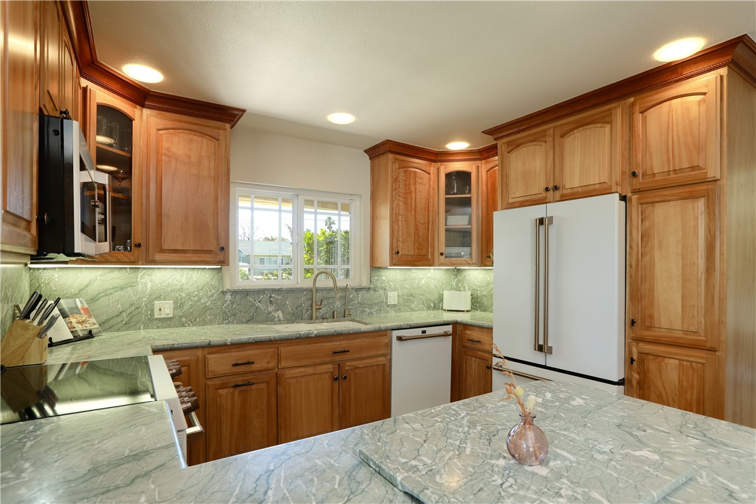 Detail Gallery Image 17 of 46 For 612 Eman Ct, Arroyo Grande,  CA 93420 - 3 Beds | 2 Baths