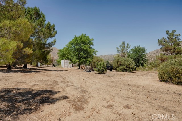 30240 Aliso Canyon Road, Acton CA: https://media.crmls.org/medias/b59462cd-4881-4129-8855-4b74e7dc4bdb.jpg