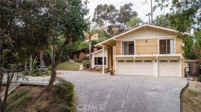 2818 Rumsey Dr, Riverside, CA 92506