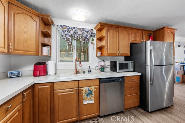 33075 Grand Avenue, Winchester CA: https://media.crmls.org/medias/b595ac3c-ea6c-400d-8624-049fe6b86d96.jpg