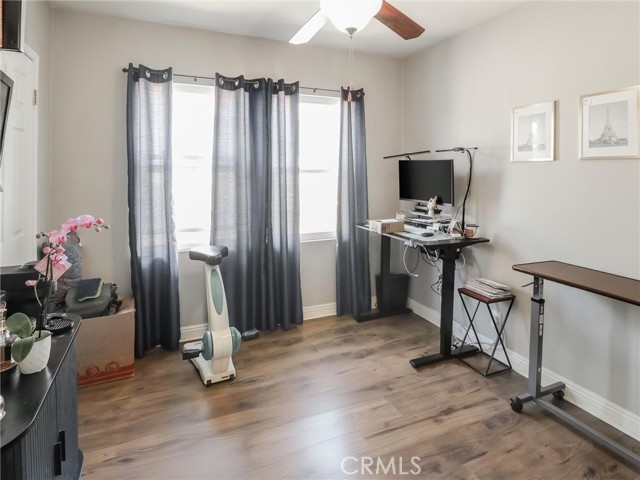 Detail Gallery Image 15 of 16 For 2026 W 94th Pl, Los Angeles,  CA 90047 - 4 Beds | 2 Baths