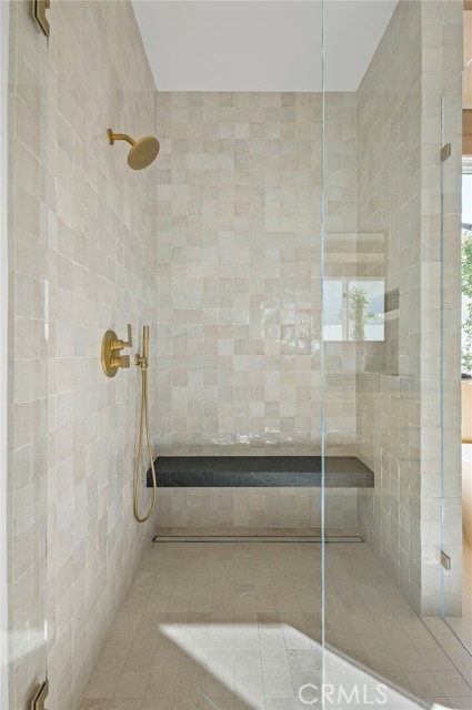 Detail Gallery Image 19 of 34 For 4607 Dorchester Rd, Corona Del Mar,  CA 92625 - 4 Beds | 4/1 Baths