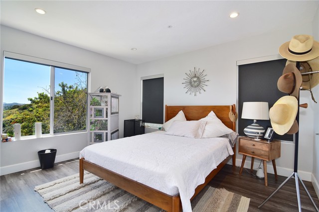 24574 Overland, West Hills CA: https://media.crmls.org/medias/b5976034-ac55-41ec-a067-a234b6b66973.jpg