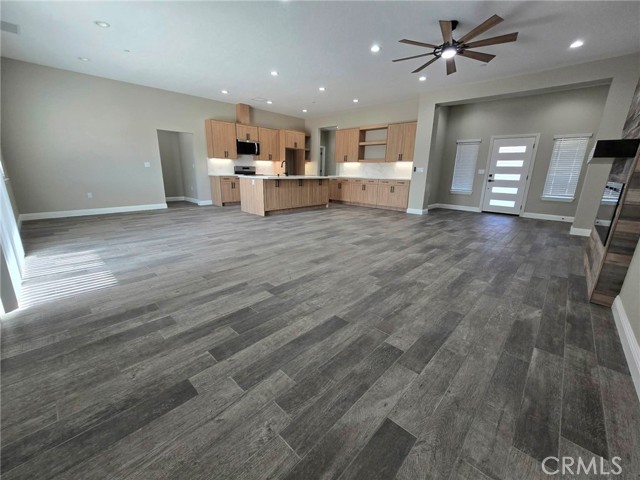 Detail Gallery Image 6 of 28 For 20401 Tonawanda Rd, Apple Valley,  CA 92307 - 4 Beds | 3 Baths