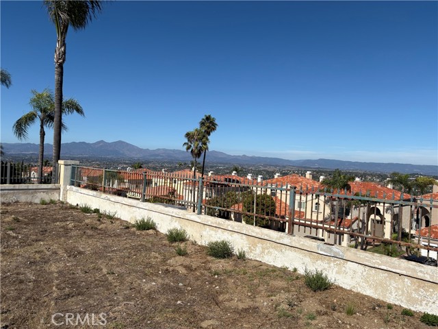 22 Coronado Pointe, Laguna Niguel CA: https://media.crmls.org/medias/b5985a3b-2726-472f-b8ed-329110165480.jpg