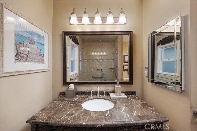 Detail Gallery Image 15 of 37 For 2900 Manhattan Ave, La Crescenta,  CA 91214 - 3 Beds | 2 Baths