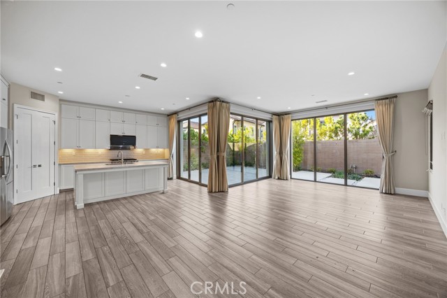 Detail Gallery Image 8 of 40 For 141 Donati, Irvine,  CA 92602 - 4 Beds | 3 Baths