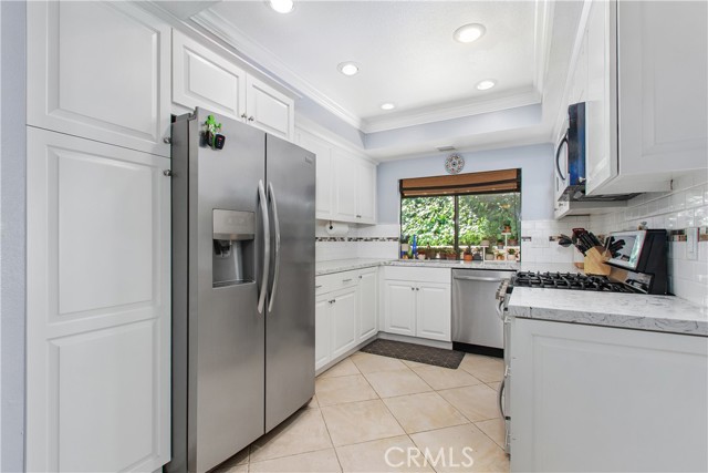 Image 19 of 41 For 1451 Trenton Drive