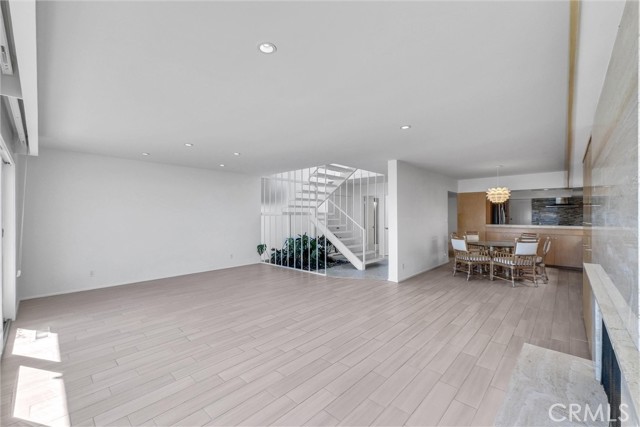 Detail Gallery Image 9 of 34 For 1006 Bay Front, Newport Beach,  CA 92662 - 4 Beds | 5 Baths