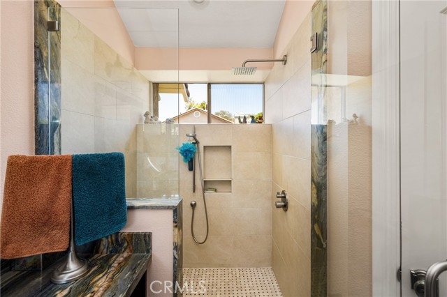 2461 Calle Montella, Tustin CA: https://media.crmls.org/medias/b59cc68b-d4c9-4eb2-96ce-a2ebcab678cf.jpg